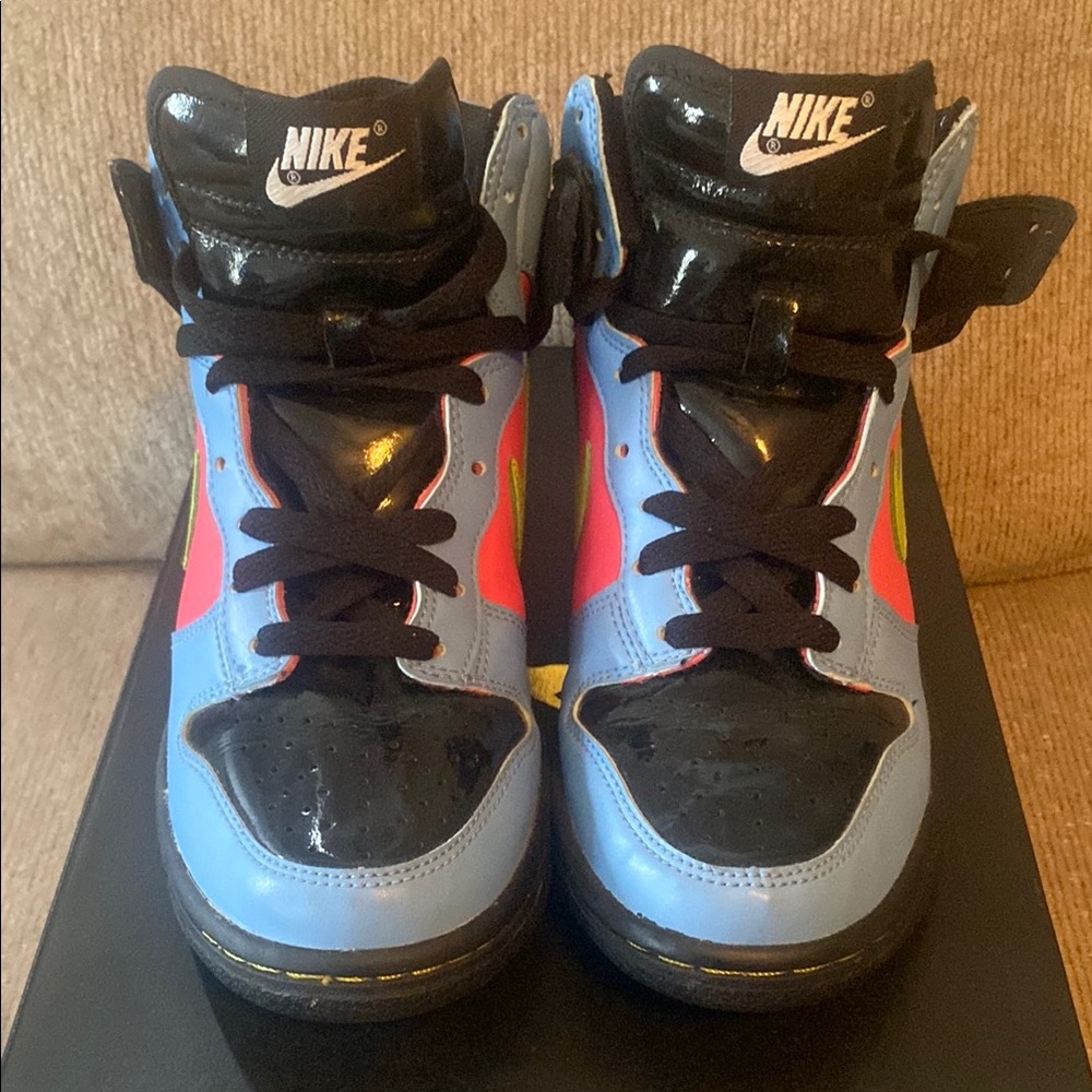 🖤🩵💖 Vintage Air Jordan Nike Kids Multicolor Sneakers Size 4Y